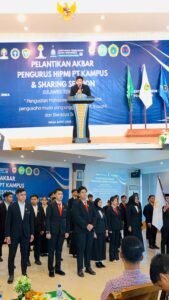 PELANTIKAN AKBAR PENGURUS HIPMI PT KAMPUS SULAWESI TENGGARA.