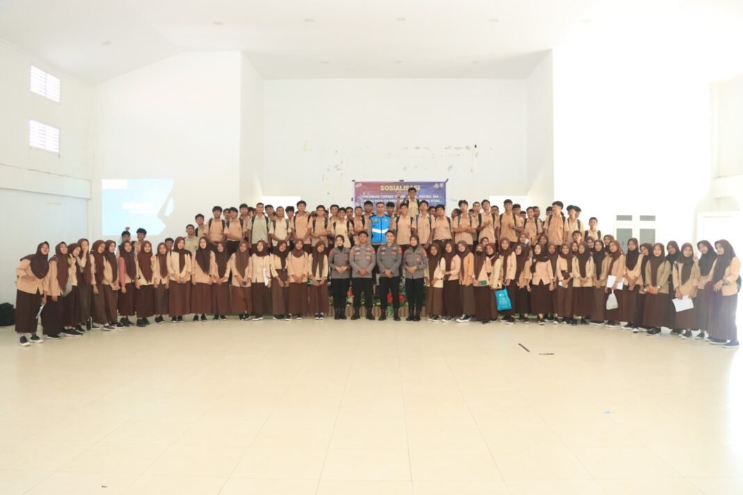 Biro SDM Polda Maluku Utara Gelar Sosialisasi Penerimaan Terpadu Anggota Polri TA 2025 Biro SDM Polda Maluku Utara Gelar Sosialisasi Penerimaan Terpadu Anggota Polri TA 2025