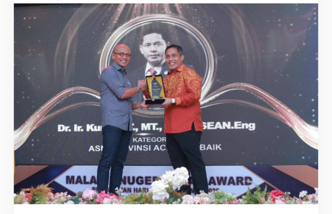 ANUGERAH JAB AWARD KATEGORI ASN PROVINSI TERBAIK KEMBALI DI TERIMA KURDI ANUGERAH JAB AWARD KATEGORI ASN PROVINSI TERBAIK KEMBALI DI TERIMA KURDI