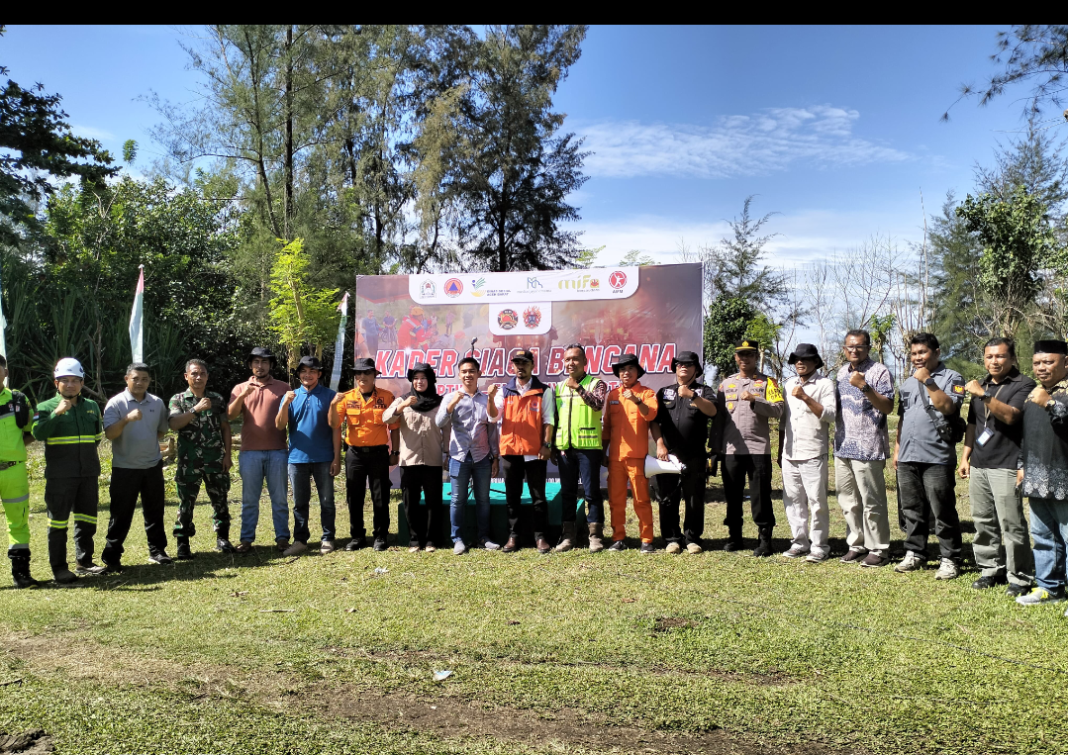 Mewakili Bupati Aceh Barat, Kepala BPBD Buka Resmi Pelatihan Siaga Bencana Mewakili Bupati Aceh Barat, Kepala BPBD Buka Resmi Pelatihan Siaga Bencana