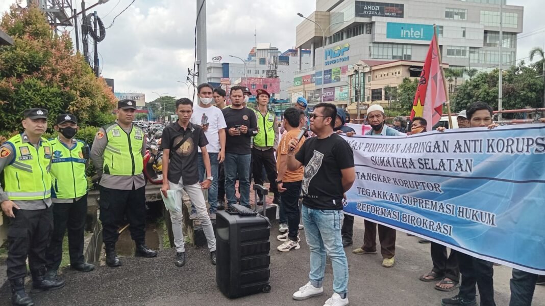 Jakor Meminta Kapolda Sumsel Menegakkan ASTA CITA Presiden Republik Indonesia Prabowo Subianto Jakor Meminta Kapolda Sumsel Menegakkan ASTA CITA Presiden Republik Indonesia Prabowo Subianto