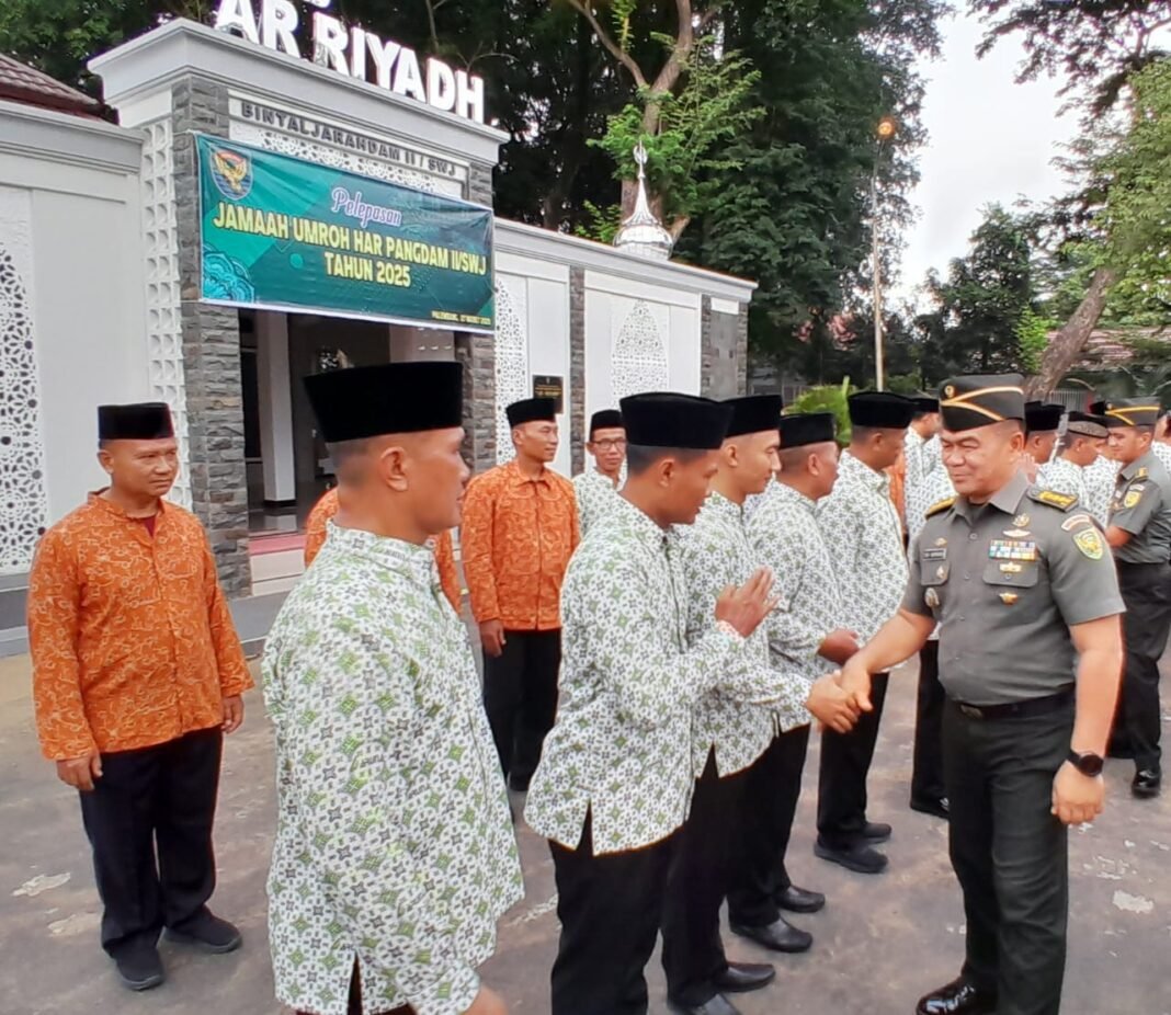 Kabintaljarahdam II/Sriwijaya Lepas Jamaah Umroh Penghargaan Pangdam ll/Swj Tahun 2025 Kabintaljarahdam II/Sriwijaya Lepas Jamaah Umroh Penghargaan Pangdam ll/Swj Tahun 2025
