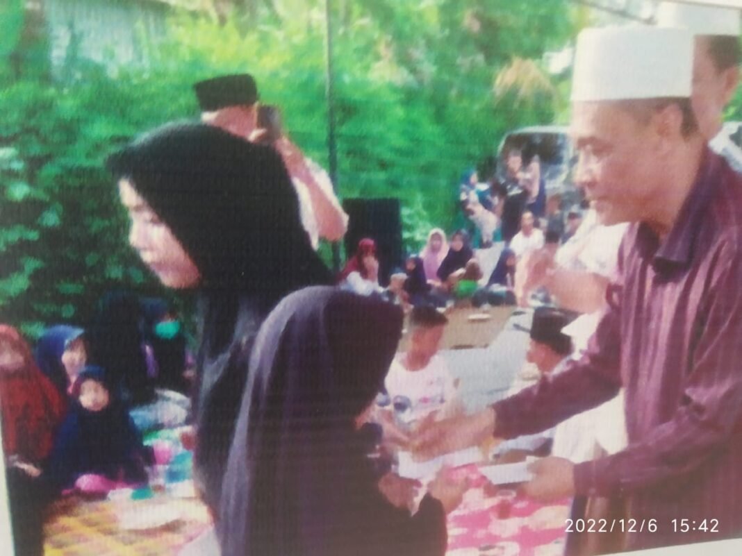 Ketua Umum YPTKIS Bpk.Henly Sunardi Berbagi Berkah di Bulan Suci Ramadhan Ketua Umum YPTKIS Bpk.Henly Sunardi Berbagi Berkah di Bulan Suci Ramadhan
