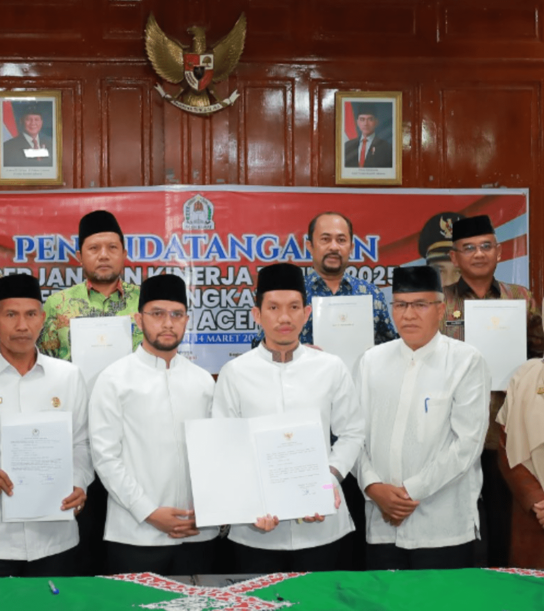 Bupati Tarmizi Tanda tangani Perjanjian Kinerja (PK) Perangkat Daerah 2025 di Ruang Cut Nyak Dhien Bupati Tarmizi Tanda tangani Perjanjian Kinerja (PK) Perangkat Daerah 2025 di Ruang Cut Nyak Dhien