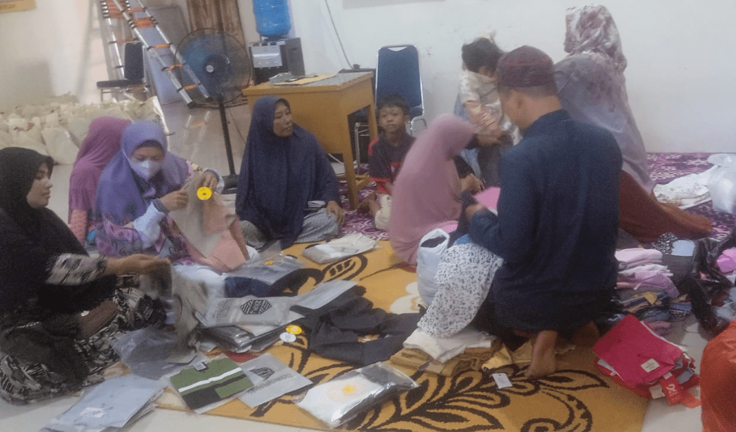 Yayasan ATM Berbagi Dengan Anak Yatim di Meulaboh Aceh Barat Yayasan ATM Berbagi Dengan Anak Yatim di Meulaboh Aceh Barat