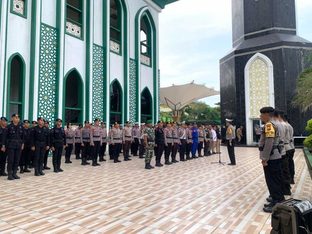 *Operasi Ketupat Kieraha 2025 Selesai, Angka Kecelakaan di Maluku Utara Menurun* *Operasi Ketupat Kieraha 2025 Selesai, Angka Kecelakaan di Maluku Utara Menurun*