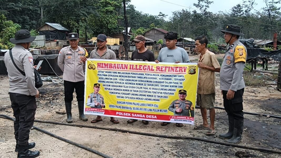 Polsek Sanga Desa Gencar Sosialisasikan Larangan Penyulingan Minyak Ilegal Polsek Sanga Desa Gencar Sosialisasikan Larangan Penyulingan Minyak Ilegal
