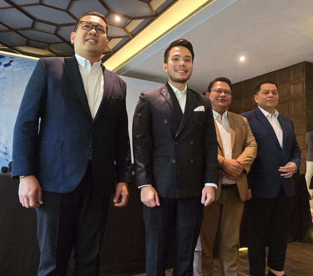 Bukan Sekadar Bantahan, Tim Hukum Jokowi Siap Tempuh Jalur Hukum Lawan Hoaks Bukan Sekadar Bantahan, Tim Hukum Jokowi Siap Tempuh Jalur Hukum Lawan Hoaks