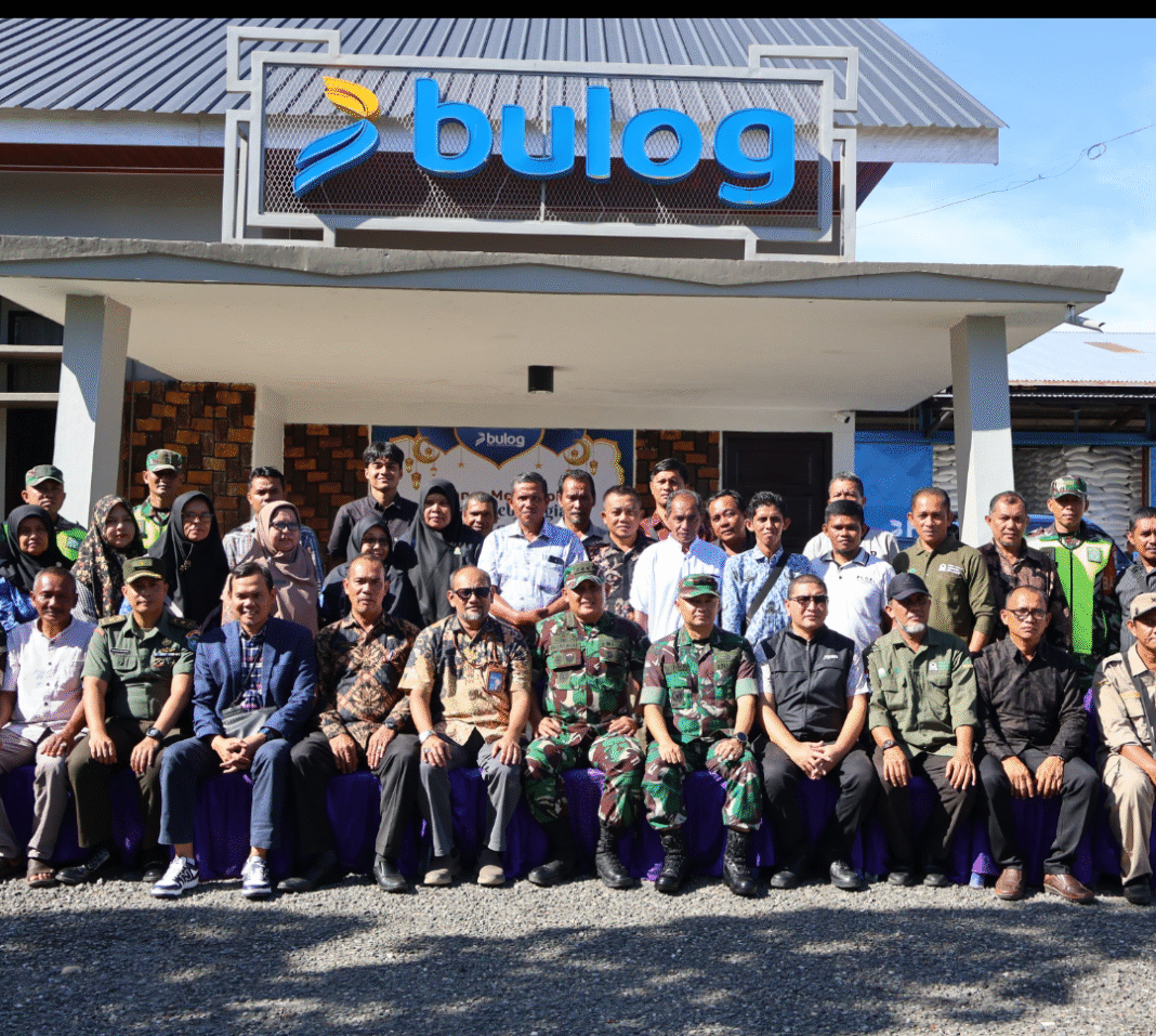 Dandim 0105/Abar Dampingi Aster Kasdam IM dan Bulog Aceh Tinjau Sergab di Aceh Barat Dandim 0105/Abar Dampingi Aster Kasdam IM dan Bulog Aceh Tinjau Sergab di Aceh Barat