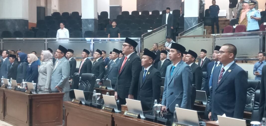 Tiga Raperda Prioritas Disampaikan Bupati Bogor dalam Rapat Paripurna DPRD Tiga Raperda Prioritas Disampaikan Bupati Bogor dalam Rapat Paripurna DPRD