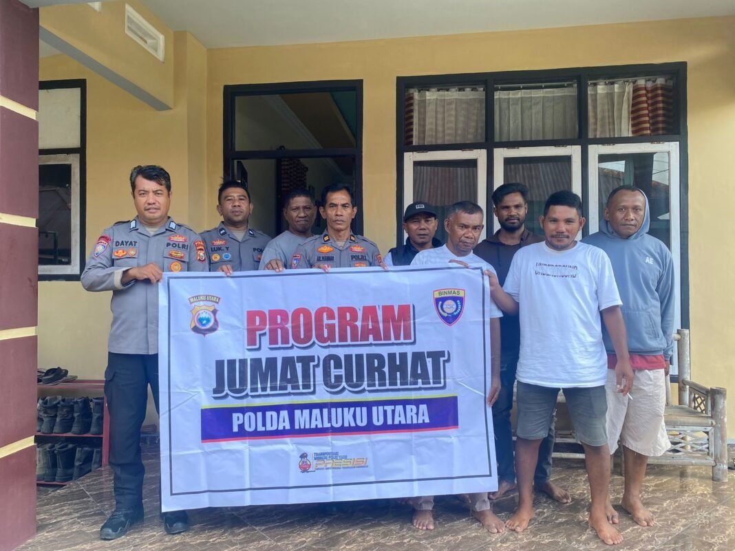 *Dengar keluhan masyarakat, Polda Malut Gelar Program Jumat Curhat* *Dengar keluhan masyarakat, Polda Malut Gelar Program Jumat Curhat*