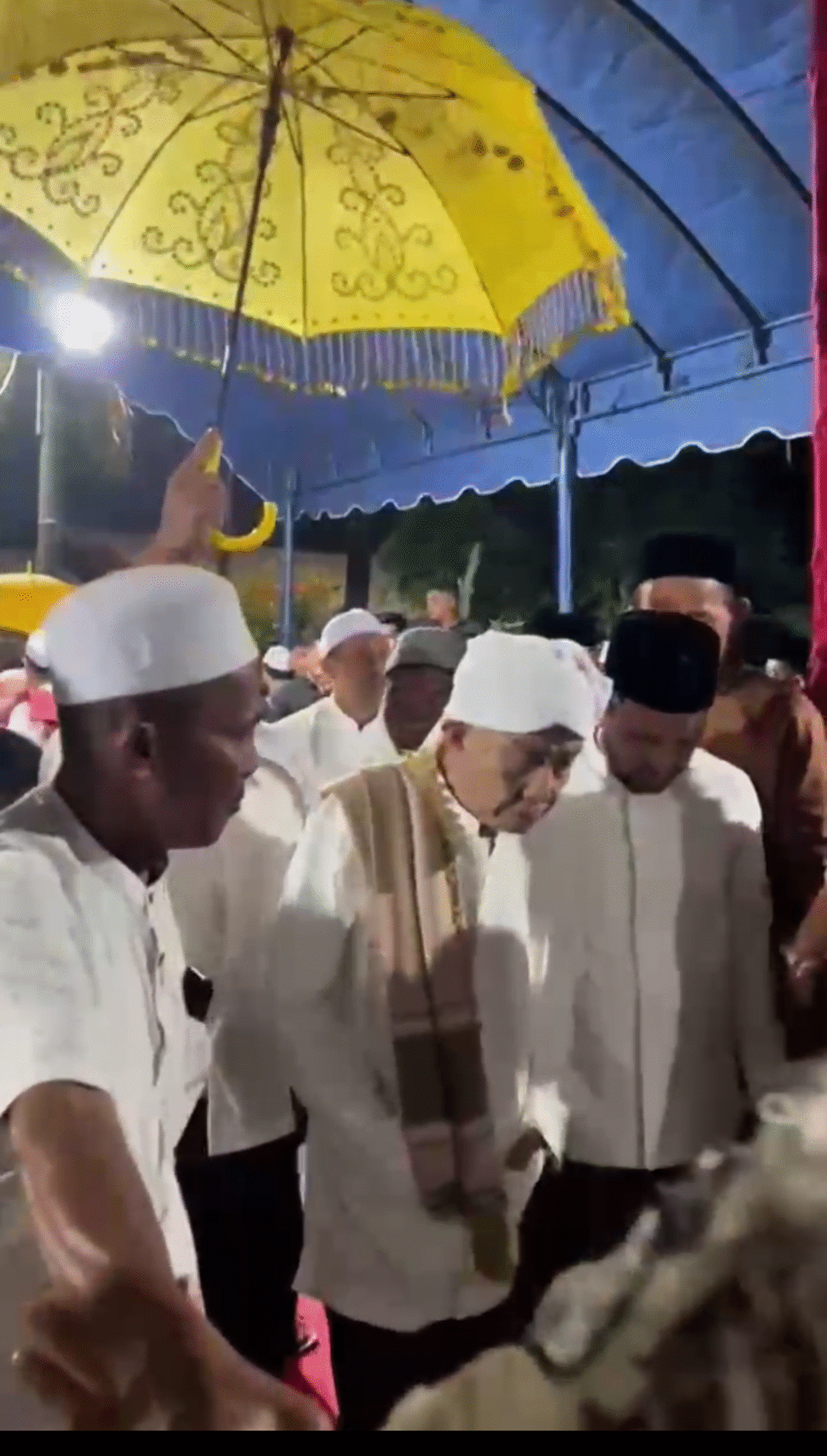 KPA/PA Sagoe Meureubo Adakan Zikir Akbar Dan Doa Bersama Wali Agama Abuya Syekh Amran Waly KPA/PA Sagoe Meureubo Adakan Zikir Akbar Dan Doa Bersama Wali Agama Abuya Syekh Amran Waly