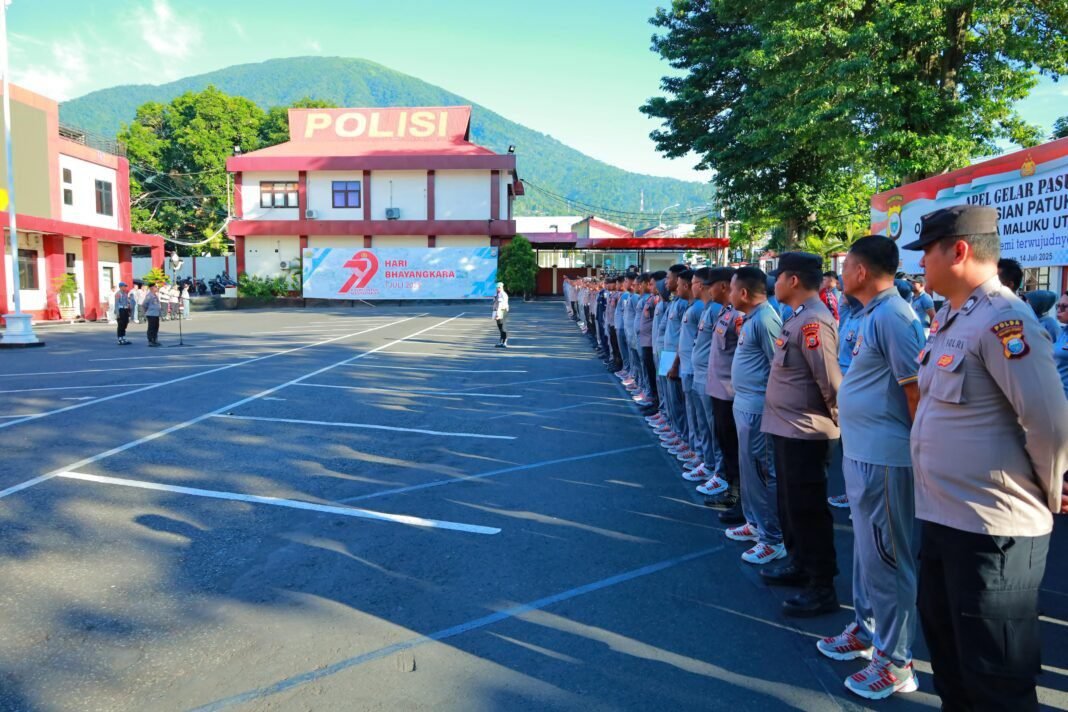 *Irwasda Polda Malut Imbau Personel Bijak Gunakan Media Sosial* *Irwasda Polda Malut Imbau Personel Bijak Gunakan Media Sosial*