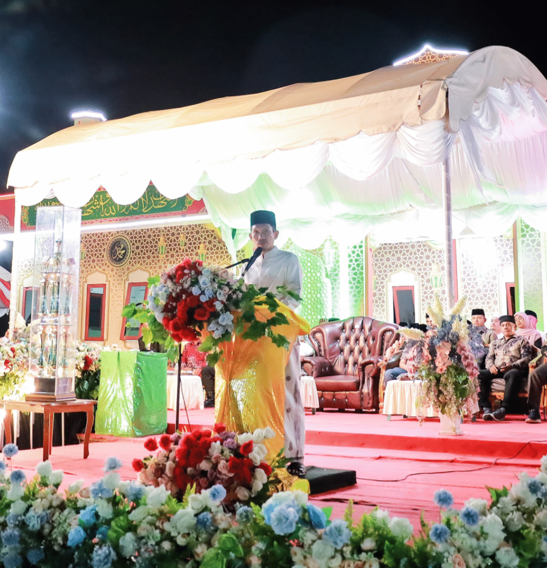 MTQ ke 37 Tingkat Kabupaten Resmi Di Tutup , Kafilah Kecamatan Meureubo Tampil Sebagai Juara Umum MTQ ke 37 Tingkat Kabupaten Resmi Di Tutup , Kafilah Kecamatan Meureubo Tampil Sebagai Juara Umum