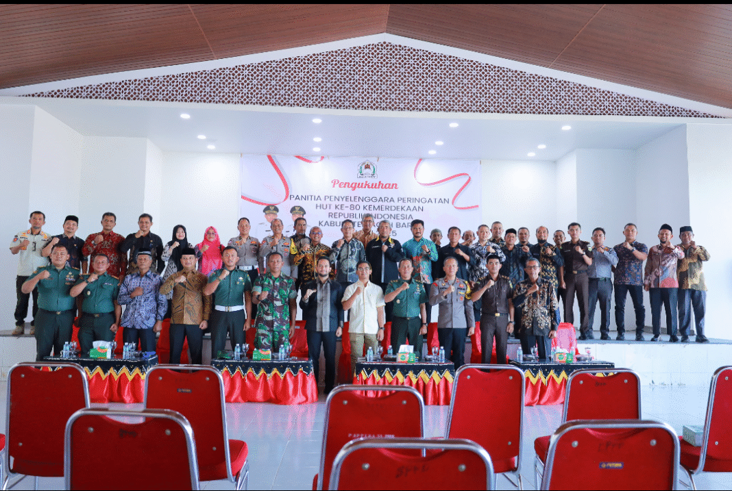 Wakil Bupati Aceh Barat Said Fadheil Kukuhkan Panitia HUT RI Ke 80 Wakil Bupati Aceh Barat Said Fadheil Kukuhkan Panitia HUT RI Ke 80