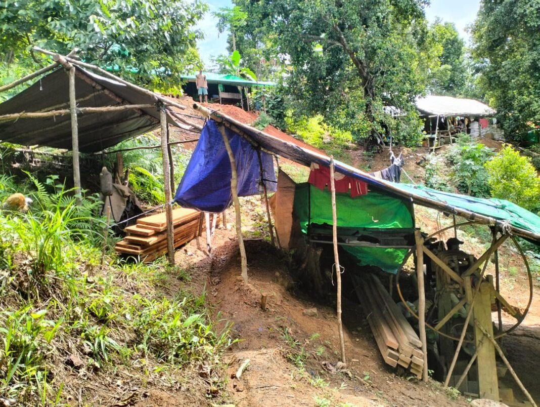 Tambang emas di Obi Barat ditutup, masyarakat berharap dukungan dari Pemerintah Daerah Tambang emas di Obi Barat ditutup, masyarakat berharap dukungan dari Pemerintah Daerah