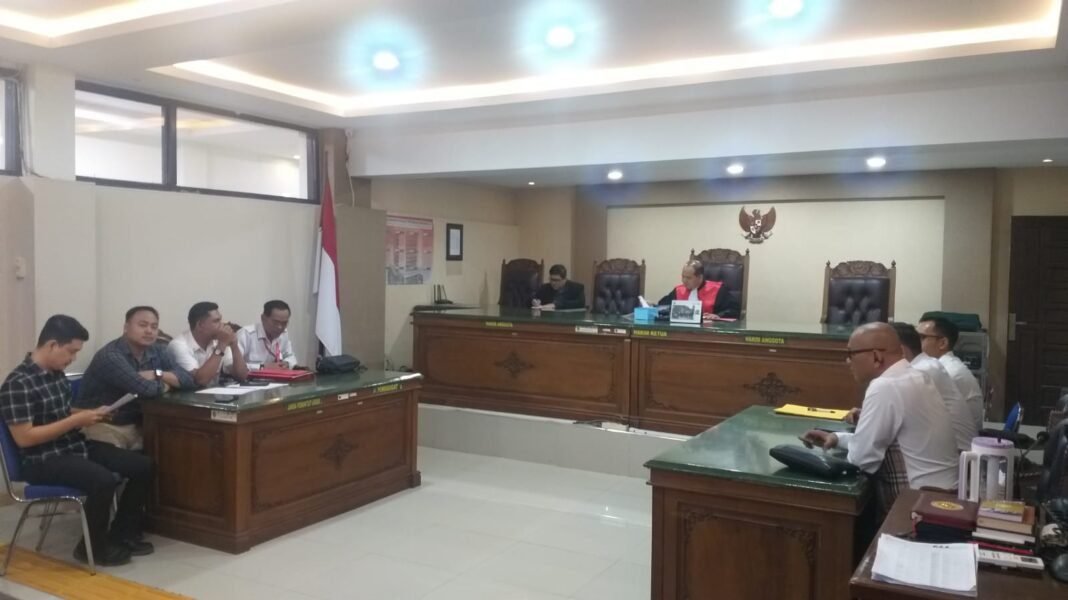 Tim Hukum Nur Hikmah Serahkan Bukti Tambahan di Sidang Praperadilan Tim Hukum Nur Hikmah Serahkan Bukti Tambahan di Sidang Praperadilan