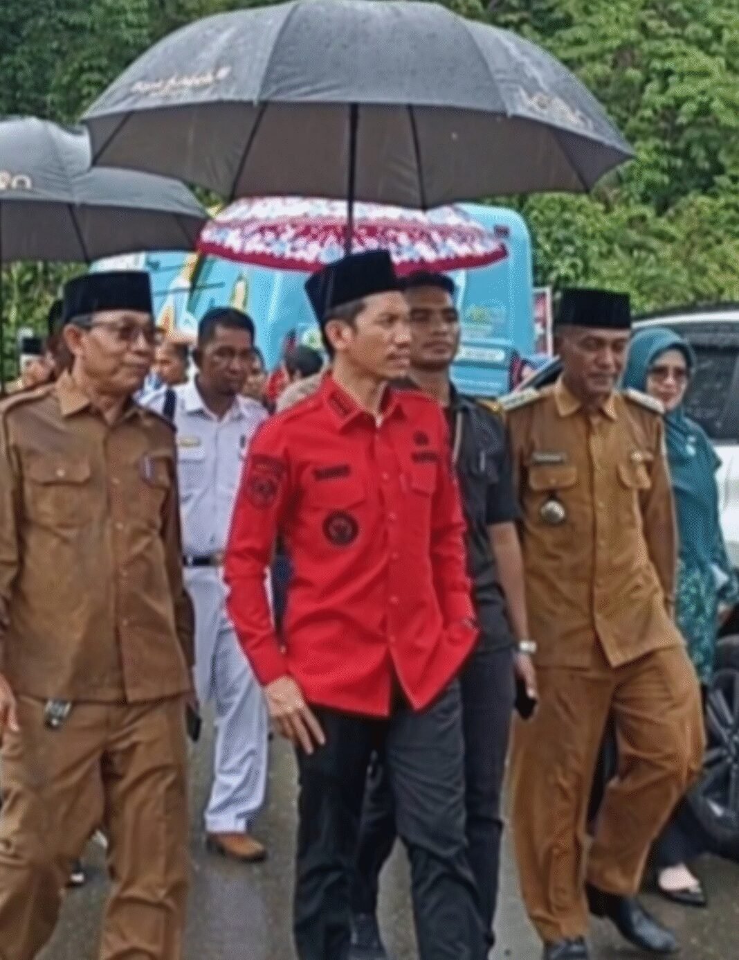 Pemkab Aceh Barat Berkantor Sehari Di Gampong Kubu Capang Kecamatan Woyla Timur Pemkab Aceh Barat Berkantor Sehari Di Gampong Kubu Capang Kecamatan Woyla Timur