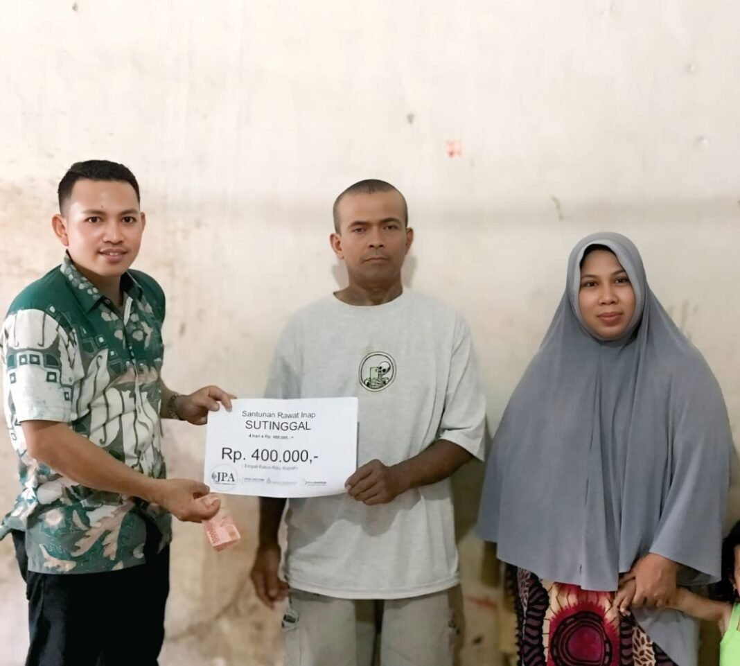 Lembaga JPA Aceh Santuni Warga Aceh Barat Menderita Sakit Rawat Inap Lembaga JPA Aceh Santuni Warga Aceh Barat Menderita Sakit Rawat Inap