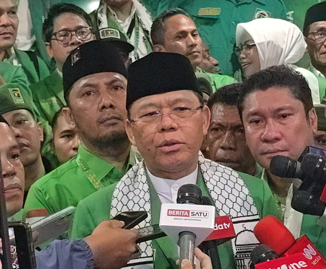 Muktamar X PPP Ricuh, Plt Ketum H. Muhamad Mardiono Minta Maaf dan Ajak Kader Hapus Konflik Muktamar X PPP Ricuh, Plt Ketum H. Muhamad Mardiono Minta Maaf dan Ajak Kader Hapus Konflik