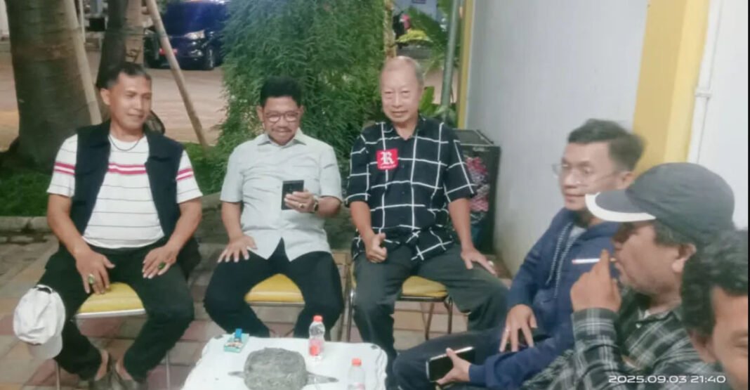 Pelanggaran Terstruktur, Sistematis dan Masif yang dilakukan Oleh Kecamatan Periuk Dan Kelurahaan Sangiang Jaya di Pemilihan Ketua RW 10 Pelanggaran Terstruktur, Sistematis dan Masif yang dilakukan Oleh Kecamatan Periuk Dan Kelurahaan Sangiang Jaya di Pemilihan Ketua RW 10