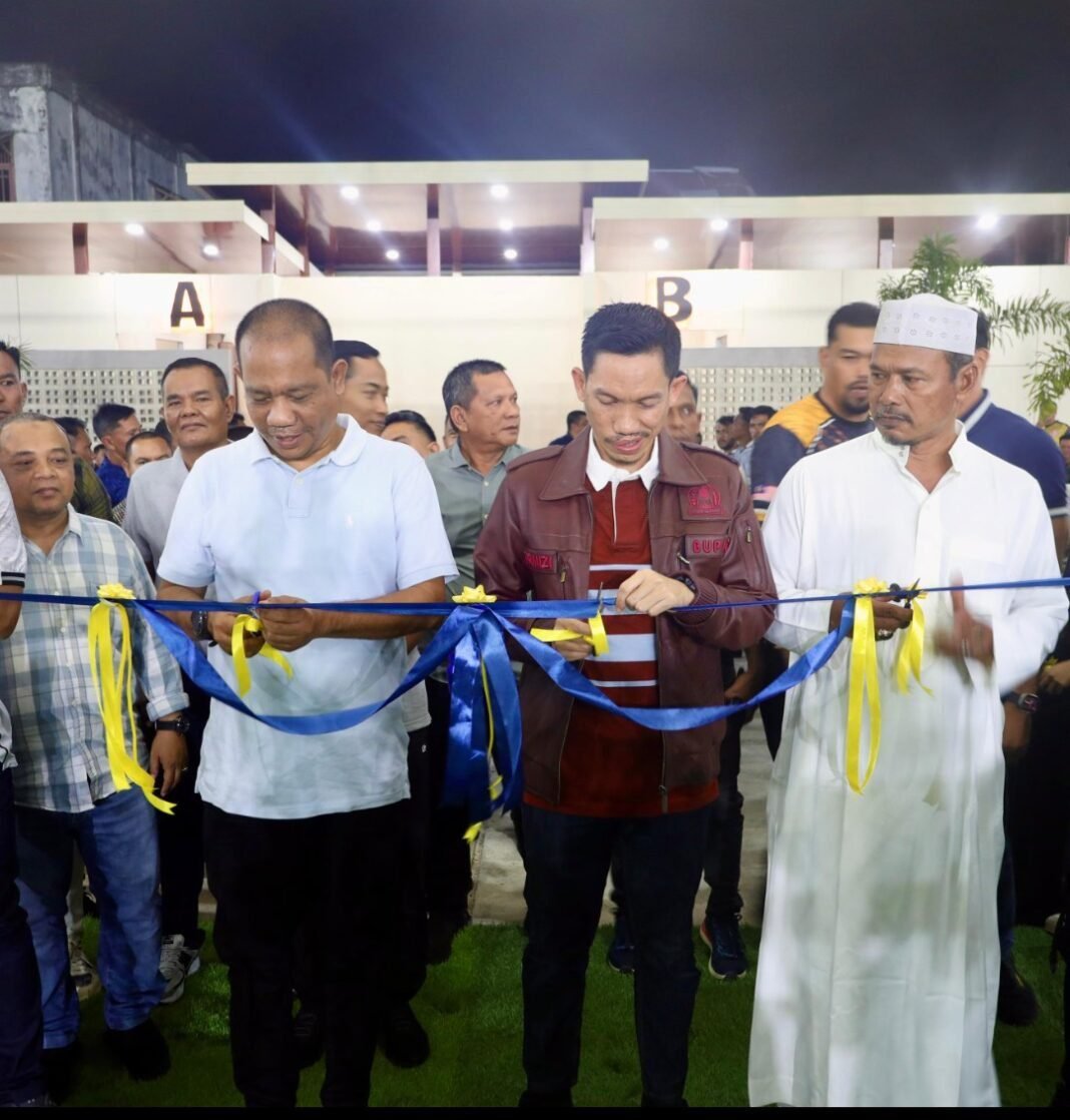 Bupati Tarmizi Resmikan Lapangan Bola Mini My Soccer Teuku Umar Bupati Tarmizi Resmikan Lapangan Bola Mini My Soccer Teuku Umar