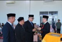 Bupati Aceh Barat Tarmizi.SP Melantik Pejabat Tinggi Pratama Sekaligus Penyerahan SK PPPK