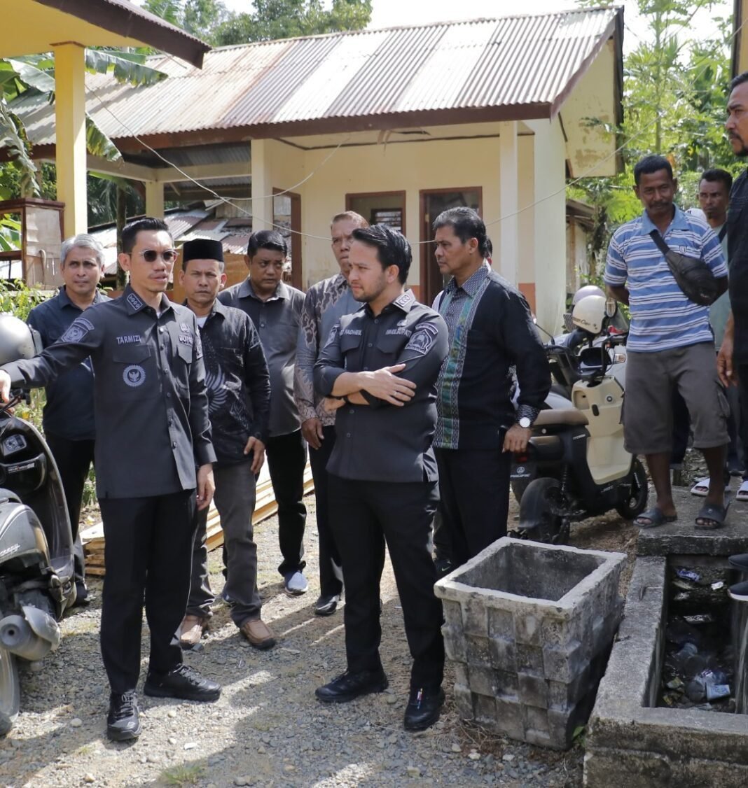 Bupati Dan Wakil Bupati Aceh Barat Lakukan Kunjungan Ke SDN Paya Baro Kecamatan Meureubo Bupati Dan Wakil Bupati Aceh Barat Lakukan Kunjungan Ke SDN Paya Baro Kecamatan Meureubo