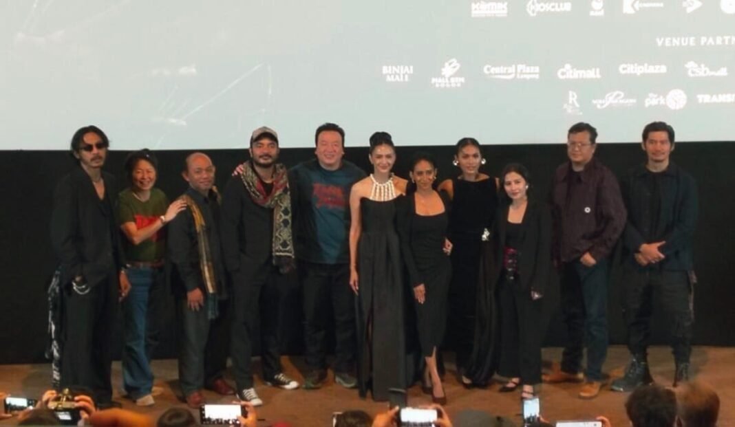 “Tumbal Darah” Hadir dengan Teror dan Adrenalin, Bukti Keberanian Sinema Indonesia “Tumbal Darah” Hadir dengan Teror dan Adrenalin, Bukti Keberanian Sinema Indonesia