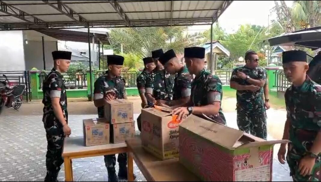 Pasi Intel Yonif TP 832/Pawan Asasta Kapten Inf Robin Siahaan, S.H., Gelar Kegiatan Jumat Berkah Pasi Intel Yonif TP 832/Pawan Asasta Kapten Inf Robin Siahaan, S.H., Gelar Kegiatan Jumat Berkah