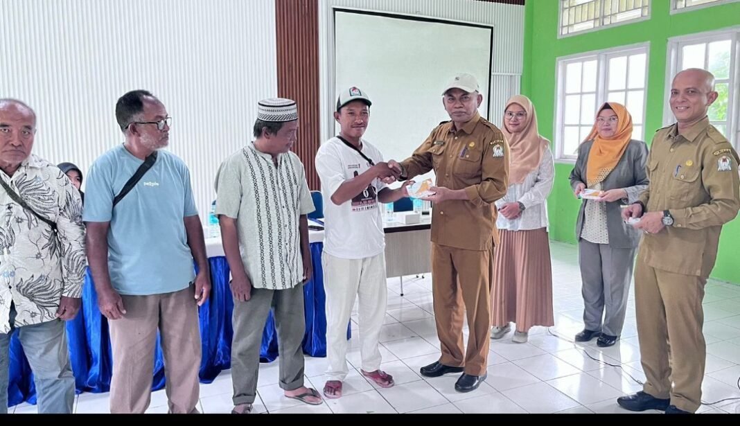 Pemkab Aceh Barat Salurkan Bansos BBM Tahap Pertama Tahun 2025 Kepada Abang Becak, Pemkab Aceh Barat Salurkan Bansos BBM Tahap Pertama Tahun 2025 Kepada Abang Becak,