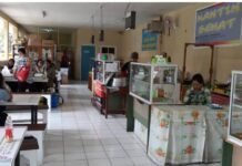 Guru PNS dan PPPK di Surabaya Jualan di Kantin Sekolah, Tunjangan Kurang?