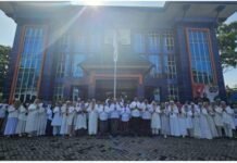 Perumda Tirta Kanjuruhan Gelar Apel di Kantor Pusat Peringati Hari Santri Nasional 2025