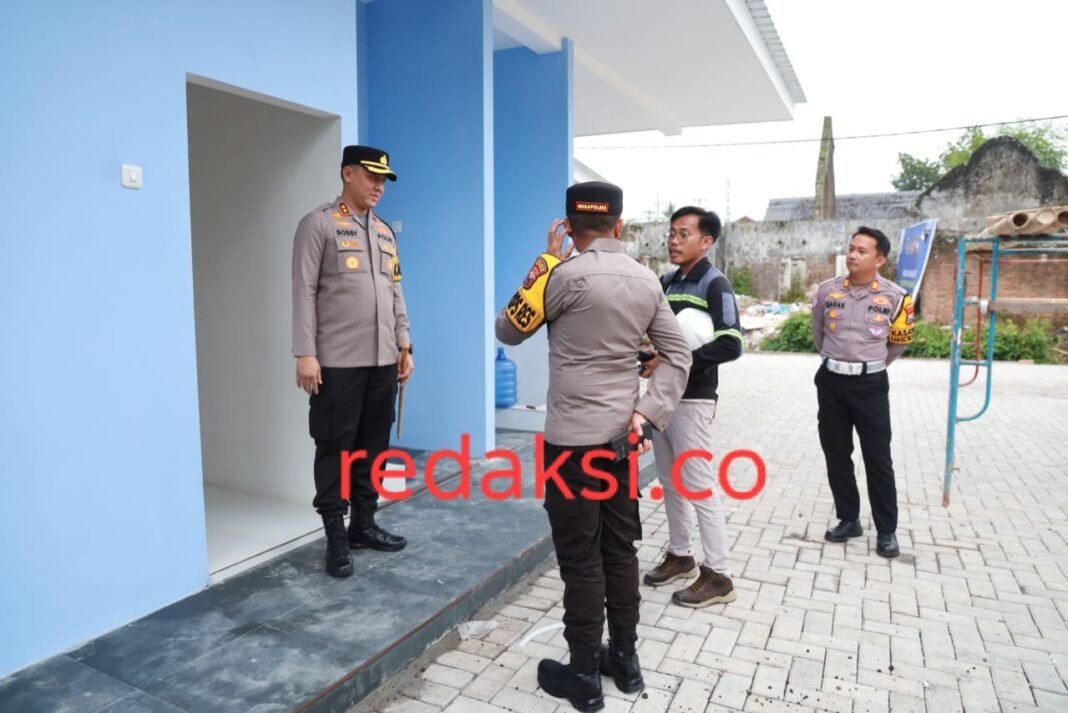 Wujudkan Pelayanan Prima, Polres Jember Intensifkan Pembangunan SPPG untuk Pemenuhan Gizi Wujudkan Pelayanan Prima, Polres Jember Intensifkan Pembangunan SPPG untuk Pemenuhan Gizi