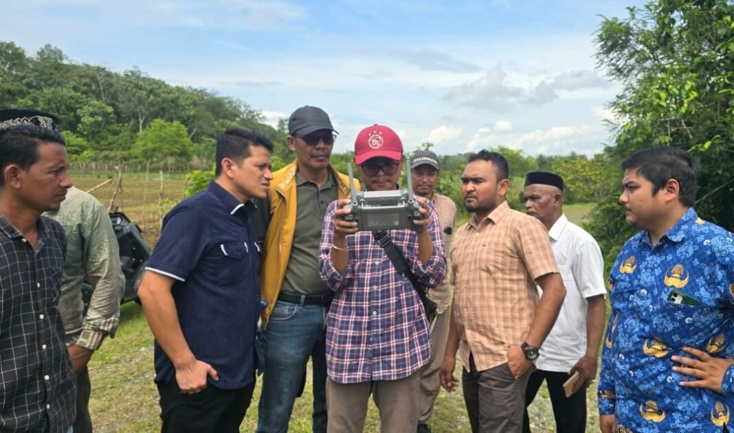 Tim ATR/BPN Bersama Pansus DPRK Aceh Barat Laksanakan Inventarisasi Dan Verifikasi HGU Lahan PT SIR Tim ATR/BPN Bersama Pansus DPRK Aceh Barat Laksanakan Inventarisasi Dan Verifikasi HGU Lahan PT SIR