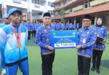 Hari Bela Negara ke -77,Atlet Pelajar Tangerang Terima Bonus Prestasi