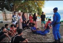 *Polairud Bekali Siswa SMK Negeri 4 Sula dengan Pengetahuan SAR Perairan*