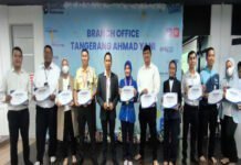 BRI KC Tangerang Ahmad Yani Berikan Penghargaan kepada Pekerja Terbaik Bulan November