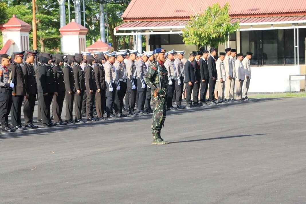 Polda Malut Gelar Upacara Hari Bela Negara ke-77, Tegaskan Semangat Persatuan Bangssaa Polda Malut Gelar Upacara Hari Bela Negara ke-77, Tegaskan Semangat Persatuan Bangssaa