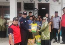 Kemenag Aceh Barat Salurkan Bantuan Paket Sembako Kepada Korban Banjir