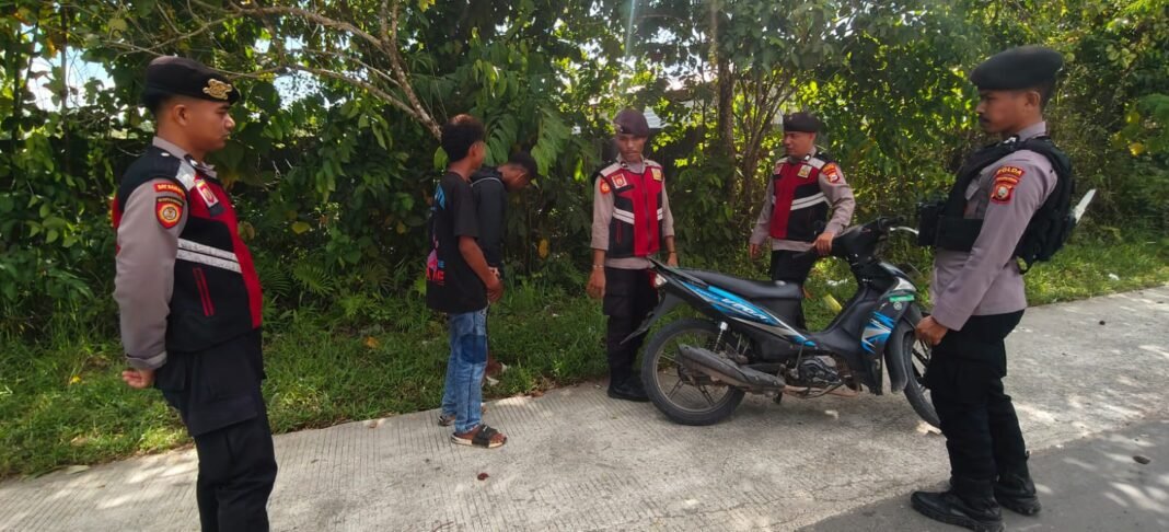 Optimalkan Kamtibmas, Polres Haltim Gencarkan Patroli Dialogis Sapa Warga Optimalkan Kamtibmas, Polres Haltim Gencarkan Patroli Dialogis Sapa Warga
