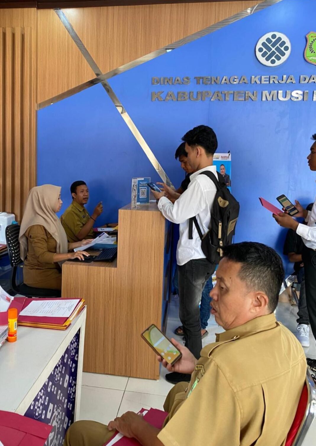 Disnakertrans Muba Catat 478 Pencari Kerja di Triwulan IV 2025, Pelayanan Kartu AK.1 Dinilai Prima Disnakertrans Muba Catat 478 Pencari Kerja di Triwulan IV 2025, Pelayanan Kartu AK.1 Dinilai Prima