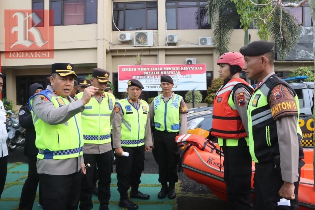 Utamakan Keselamatan Masyarakat, Polres Purworejo Matangkan Kemampuan SAR Hadapi Cuaca Ekstrem Utamakan Keselamatan Masyarakat, Polres Purworejo Matangkan Kemampuan SAR Hadapi Cuaca Ekstrem