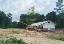 Selang Tiga Minggu, Pemalangan Gedung Sekolah di Kramomongga Tak Ada Kepastian Penyelesaian.