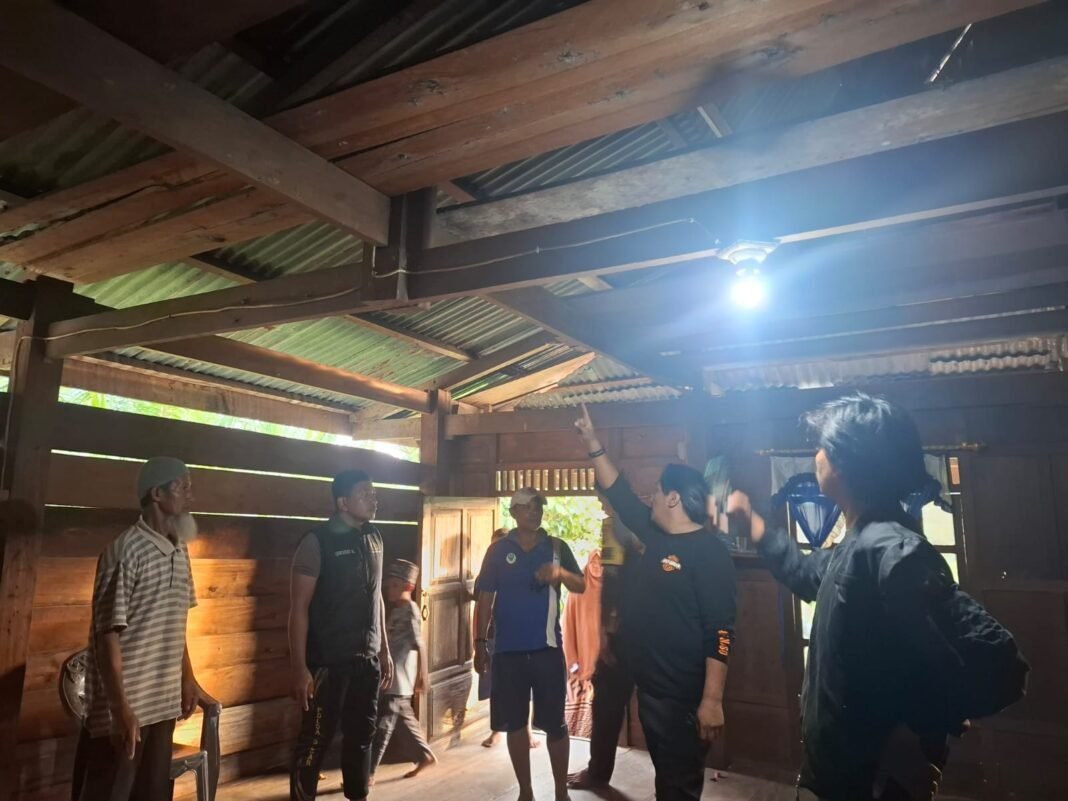 Perempuan Muda di Tommo Ditemukan Meninggal di Dalam Rumah, Polisi Pastikan Tanpa Tanda Kekerasan Perempuan Muda di Tommo Ditemukan Meninggal di Dalam Rumah, Polisi Pastikan Tanpa Tanda Kekerasan