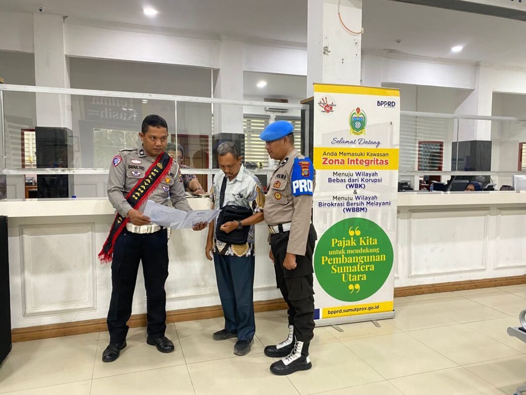 Polres Langkat Perkuat Pelayanan SIM dan Samsat Stabat, “Polantas Menyapa” Hadirkan Layanan Profesional Polres Langkat Perkuat Pelayanan SIM dan Samsat Stabat, “Polantas Menyapa” Hadirkan Layanan Profesional
