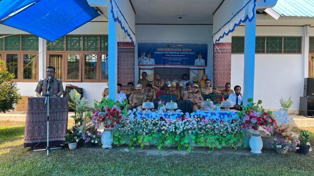 Musrenbang Bonehau 2027 Resmi Digelar: Infrastruktur Jalan Jadi Sorotan, Wabup Dorong Lompatan Ekonomi Baru Musrenbang Bonehau 2027 Resmi Digelar: Infrastruktur Jalan Jadi Sorotan, Wabup Dorong Lompatan Ekonomi Baru