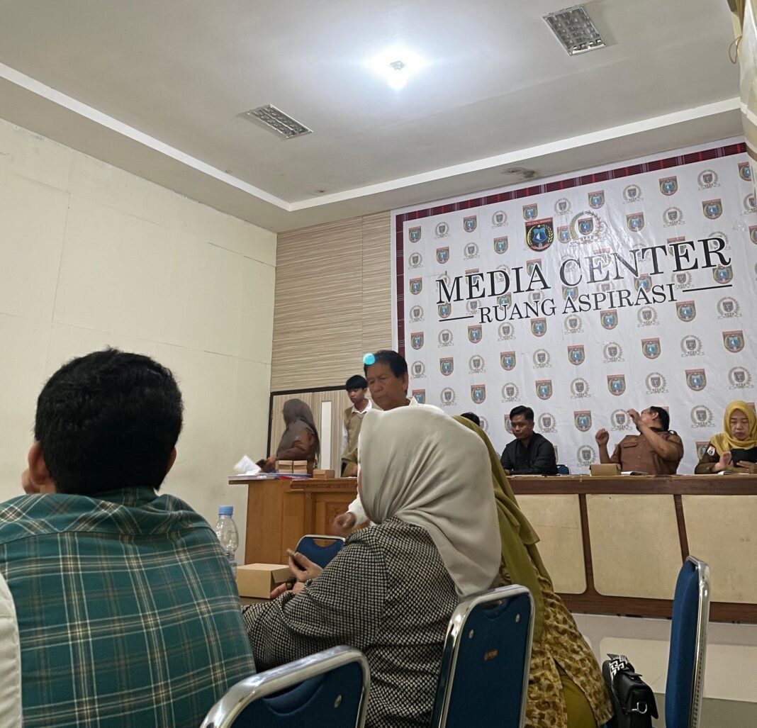 Program Makan Gratis Terancam? 48 Dapur MBG Polman Belum Kantongi SLHS Program Makan Gratis Terancam? 48 Dapur MBG Polman Belum Kantongi SLHS