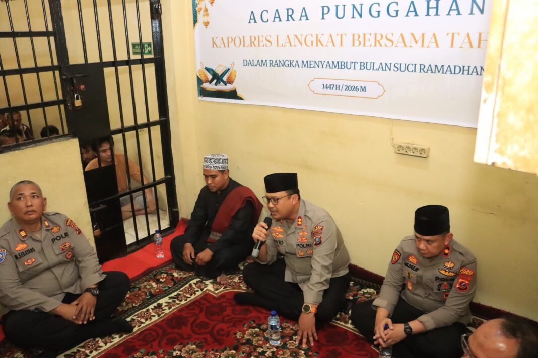 Kapolres Langkat Tekankan Nilai Kemanusiaan dan Kebersamaan Sambut Ramadhan 1447 H Kapolres Langkat Tekankan Nilai Kemanusiaan dan Kebersamaan Sambut Ramadhan 1447 H