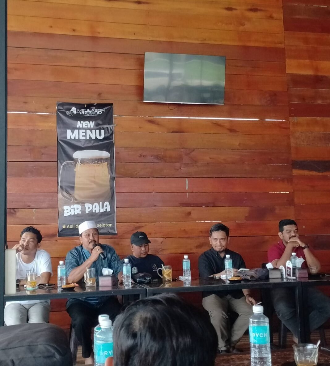 Dinas Kominsa Aceh Barat Adakan Silaturahmi dan Temu Ramah Bersama Wartawan Dinas Kominsa Aceh Barat Adakan Silaturahmi dan Temu Ramah Bersama Wartawan